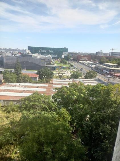 Apartament cu 3 camere în Bucur Obor