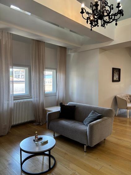 Apartament cu 4 camere decomandat în Dorobanți