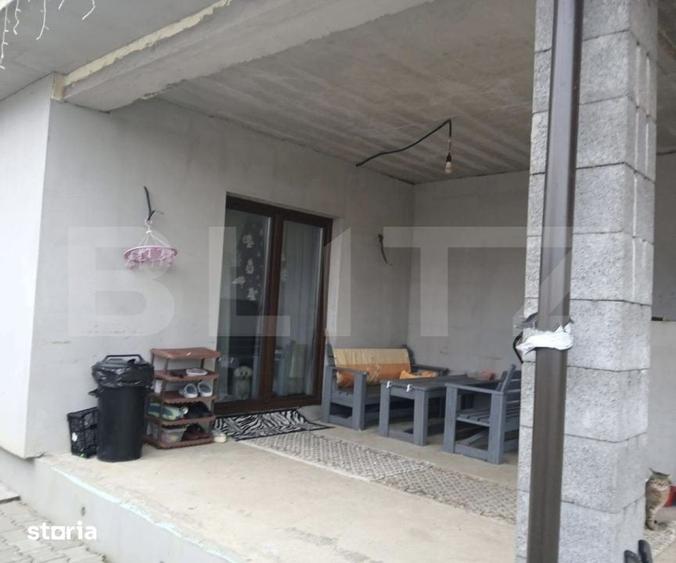 Casă cu 4 camere cu Teren 557 Mp în Păulești