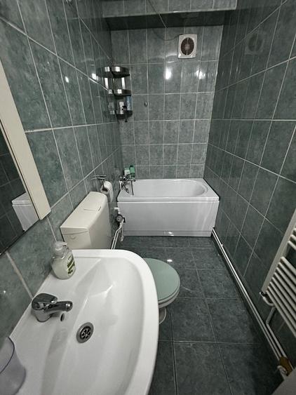 PERSOANA FIZICA Inchiriez apartament 2 camere zona CENTRU / THE OFFICE/ Piata Mihai Viteazu - 6