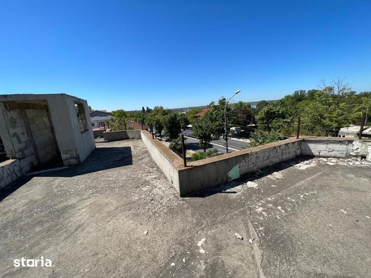 Vila Eforie Sud P+1+T 13 camere la 400m de mare - 8