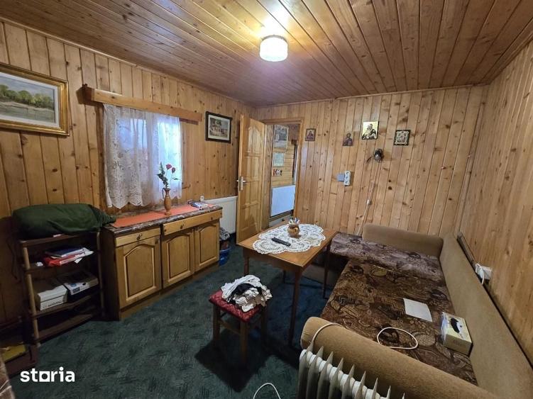 Casă cu 4 camere cu Teren 608 Mp în Livezile
