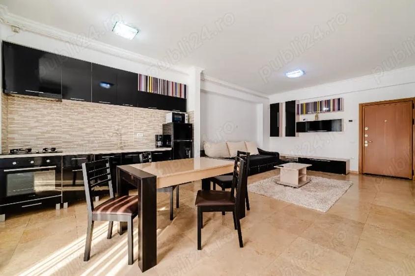 Apartament cu 2 camere decomandat în Cazino