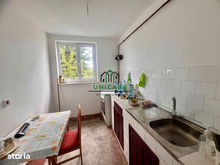 Apartament 4 camere, decomandat/Etaj 4/4 ,Zona Nord - 10