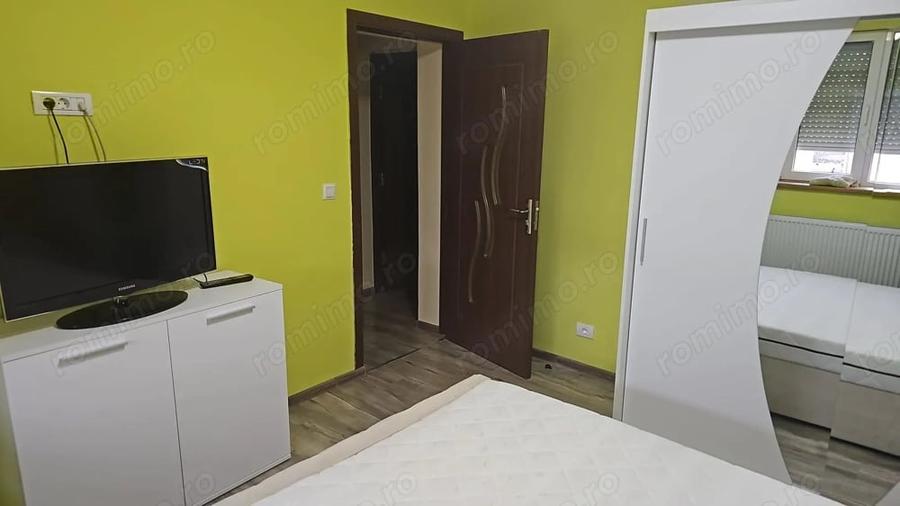 Apartament cu 4 camere semidecomandat în Șagului