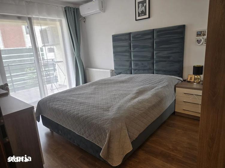 Casă cu 4 camere semidecomandat în Central