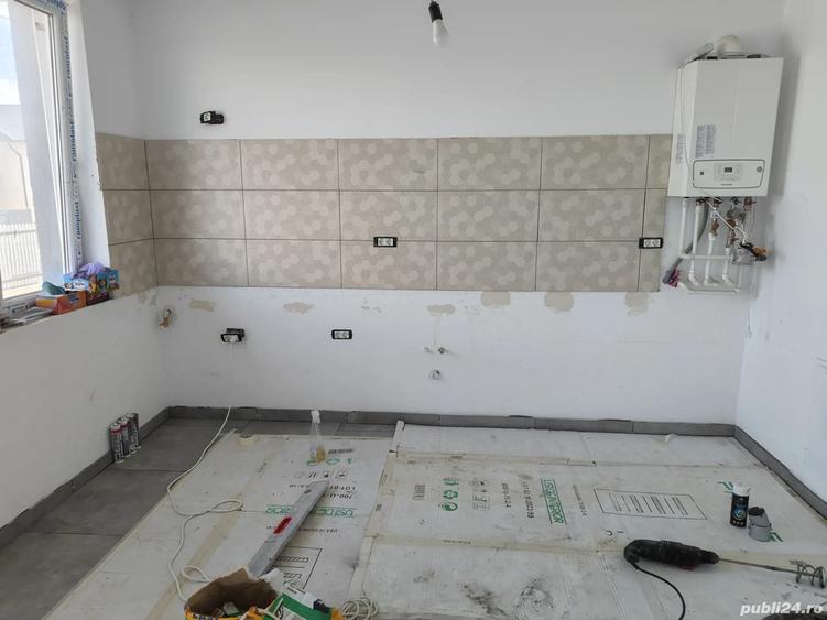 Casă cu 5 camere cu Teren 492 Mp în Cumpăna