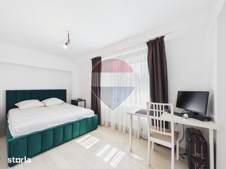 Casă cu 6 camere cu Teren 567 Mp în Gruiu