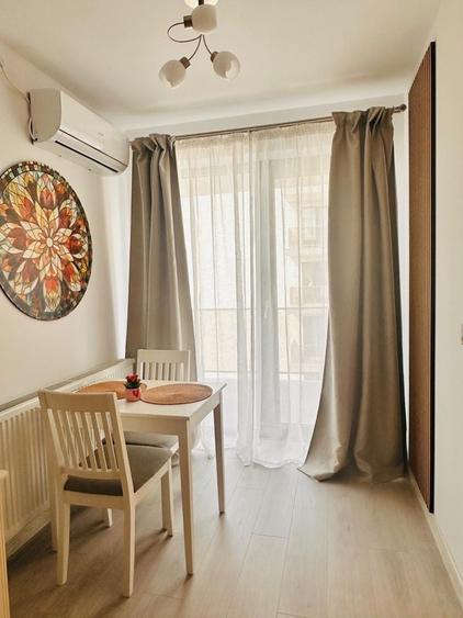 Prima inchiriere! Garsoniera moderna cu balcon, priveliste panoramica, loc de parcare, langa metrou Nicolae Teclu, complex rezidential securizat. - 1