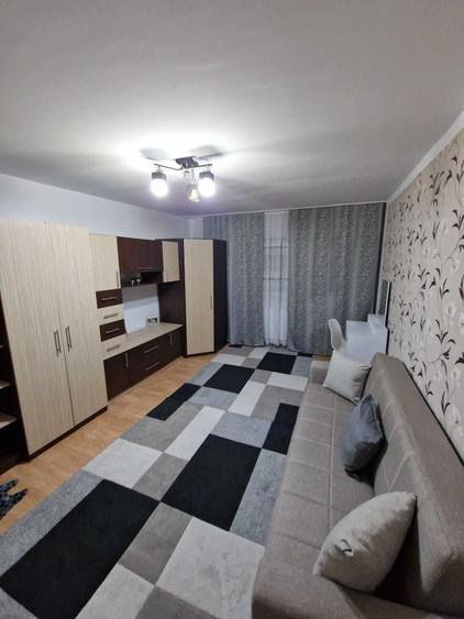 Apartament cu 2 camere decomandat în Exterior Vest