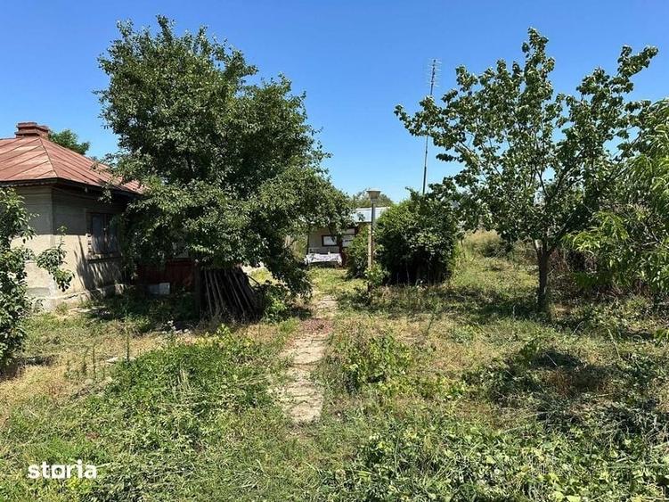 Casă cu 3 camere cu Teren 76 Mp în Andrășești