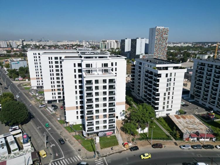 Apartament cu 3 camere decomandat în Obor