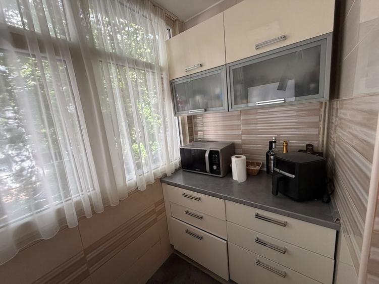 Apartament de Vanzare 3 camere Crangasi - 8