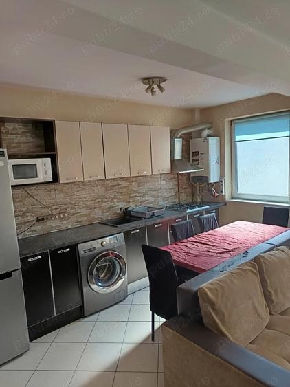 Apartament cu 2 camere semidecomandat în Florești