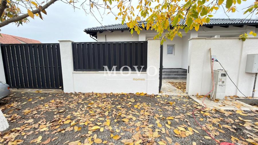 Duplex cu 3 camere cu Canalizare în Utvin