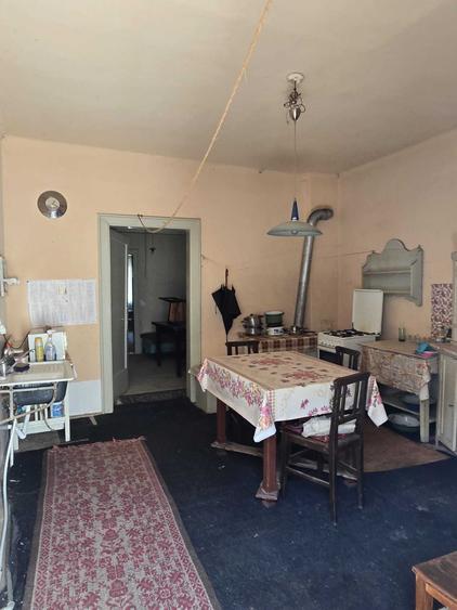 Casă cu 4 camere în Galeș
