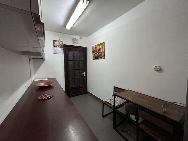 Apartament cu 2 camere decomandat, mobilat în Confecții