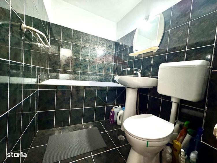 Apartament cu 3 camere decomandat în Rogerius