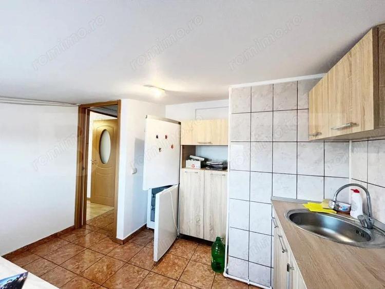 Apartament cu 2 camere decomandat în Nicolina