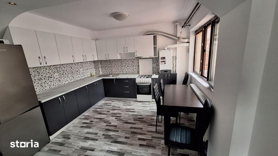 Apartament cu 3 camere semidecomandat, mobilat în Ferdinand
