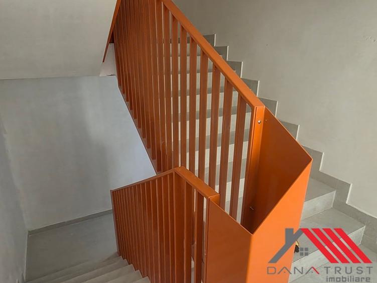 Apartament cu 2 camere semidecomandat în Torontalului