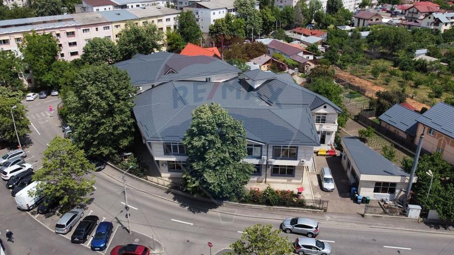 Spațiu comercial, de 2,800 mp, în Brăilei