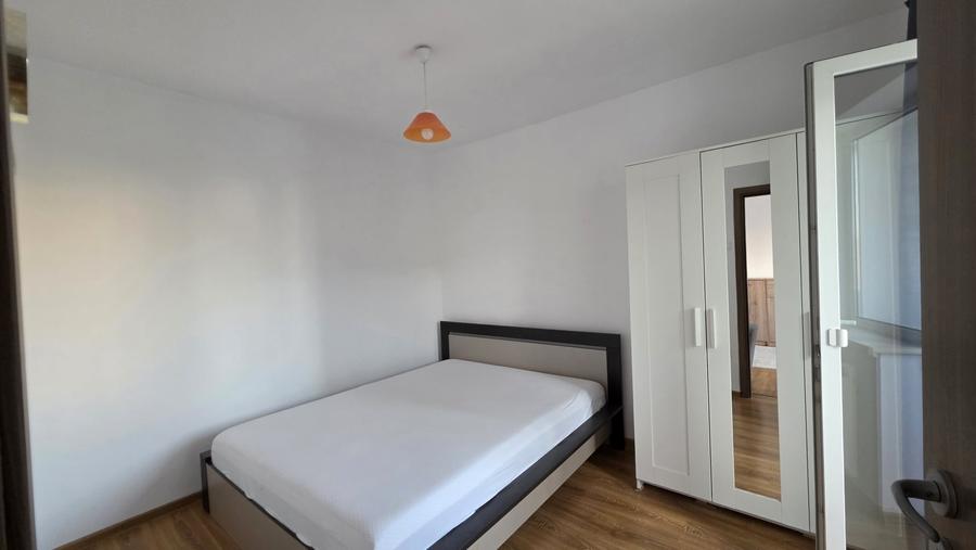 Apartament cu 3 camere semidecomandat, mobilat în Iosefin