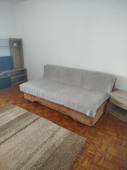 Garsonieră semidecomandată în Central