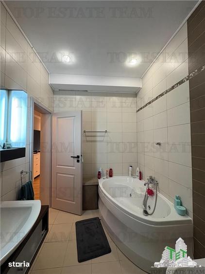 Apartament cu 3 camere decomandat în Nord