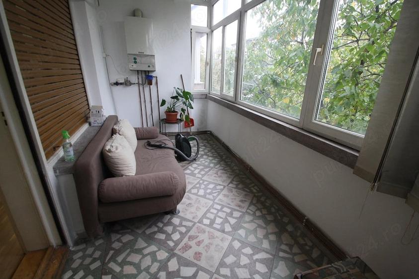Apartament cu 2 camere decomandat în Soarelui