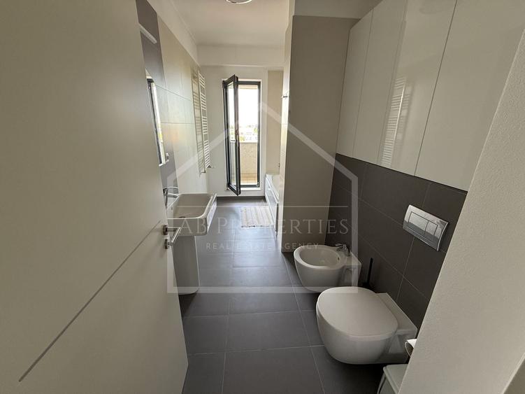 Apartament cu 3 camere decomandat, mobilat în Aviației