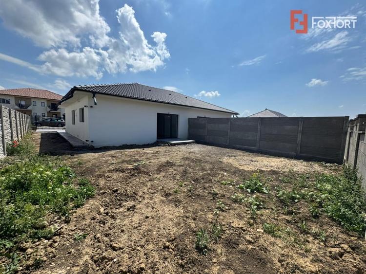Duplex cu 3 camere cu Teren 300 Mp în Moșnița Nouă