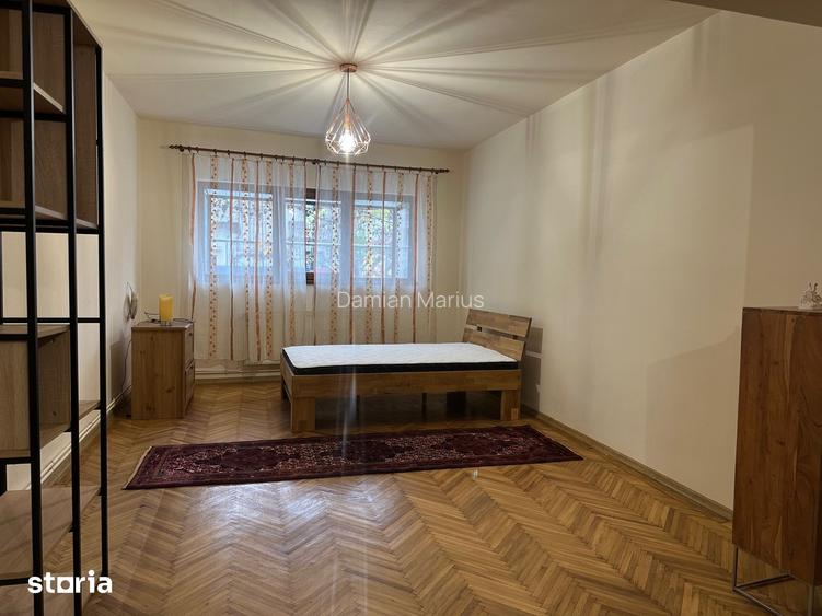 Vanzare Casa-curte- 1Mai zona Expozitiei