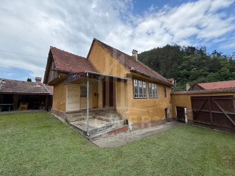 Casă cu 3 camere cu Teren 947 Mp în Tilișca