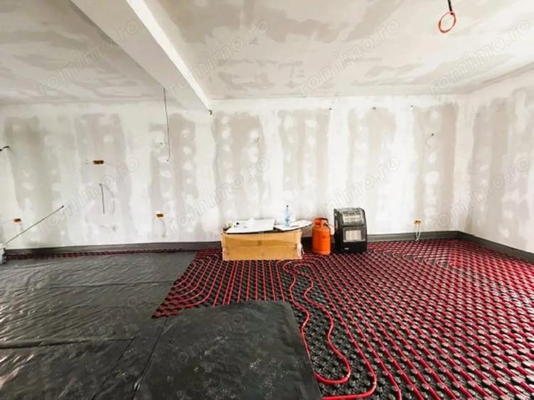 Casă cu Teren 586 Mp în Slătioara