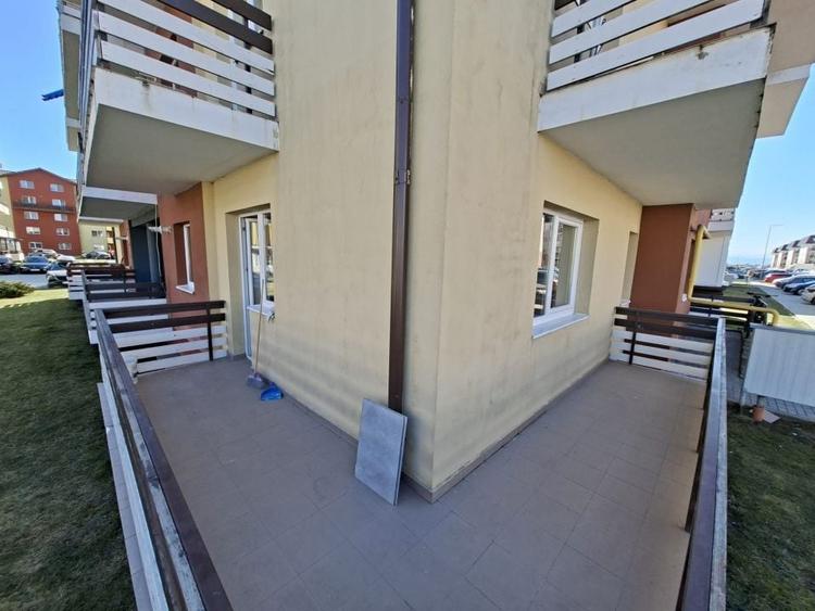 Apartament cu 2 camere decomandat în Sânpetru