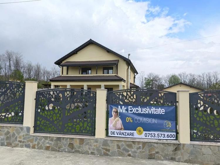 Casă cu Teren 2775 Mp în Crasna