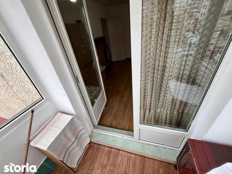Apartament cu 2 camere semidecomandat, mobilat în Alexandru cel Bun