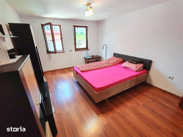 Casă cu 3 camere cu Teren 1147 Mp în Șelimbăr