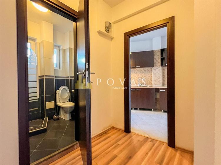 Apartament cu 4 camere decomandat în Universitate