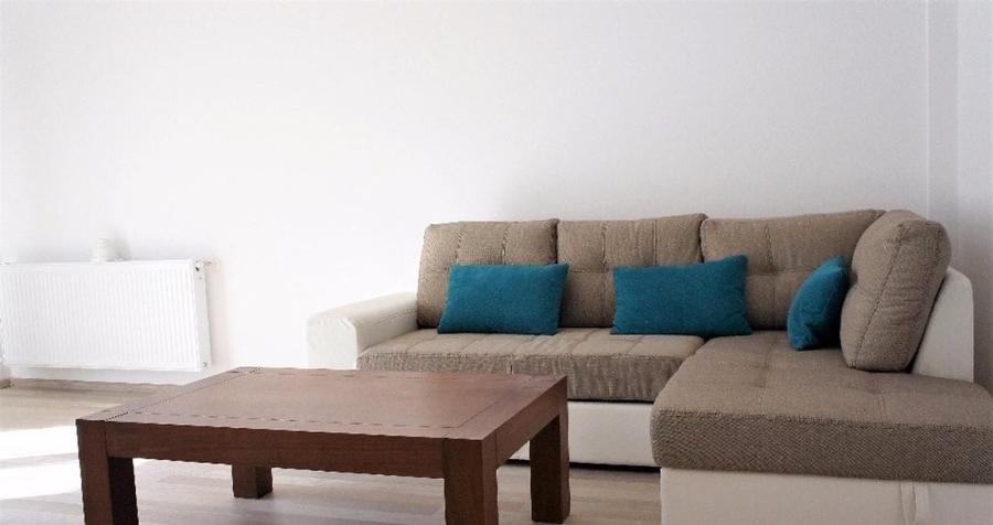 Apartament cu 2 camere decomandat, mobilat în Tineretului — fotografia 3