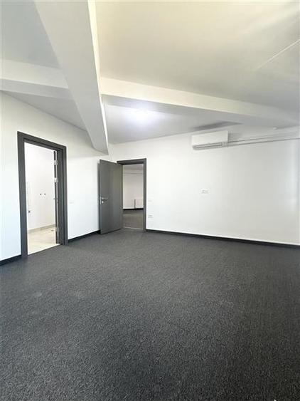 Spatiu Comercial 70 mp, Etaj 3, zona Brotacei - 9