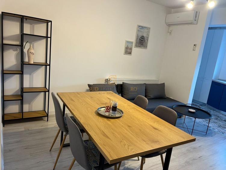 Apartament cu 2 camere semidecomandat, mobilat în Central
