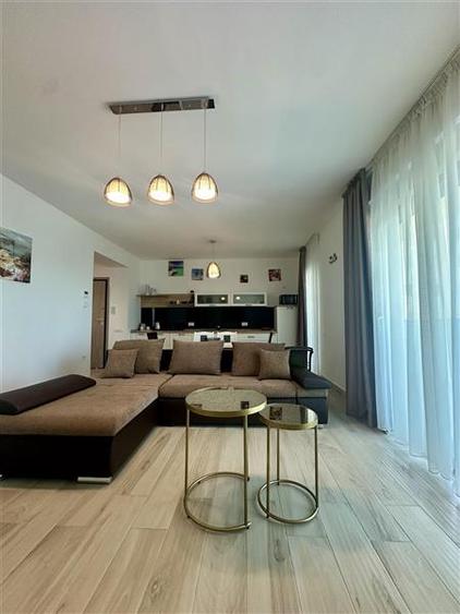 Apartament cu 2 camere decomandat, mobilat în Nord