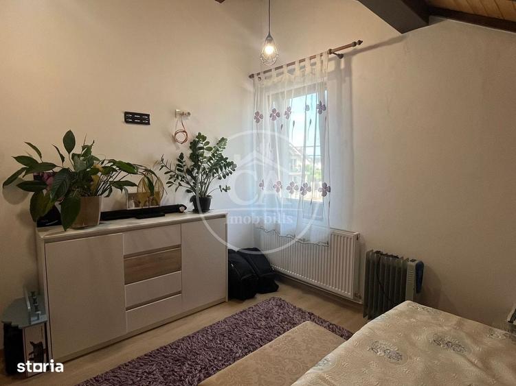 Casă cu 4 camere decomandat în Central