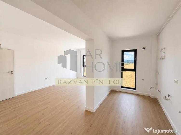 Apartament cu 2 camere decomandat în Albert