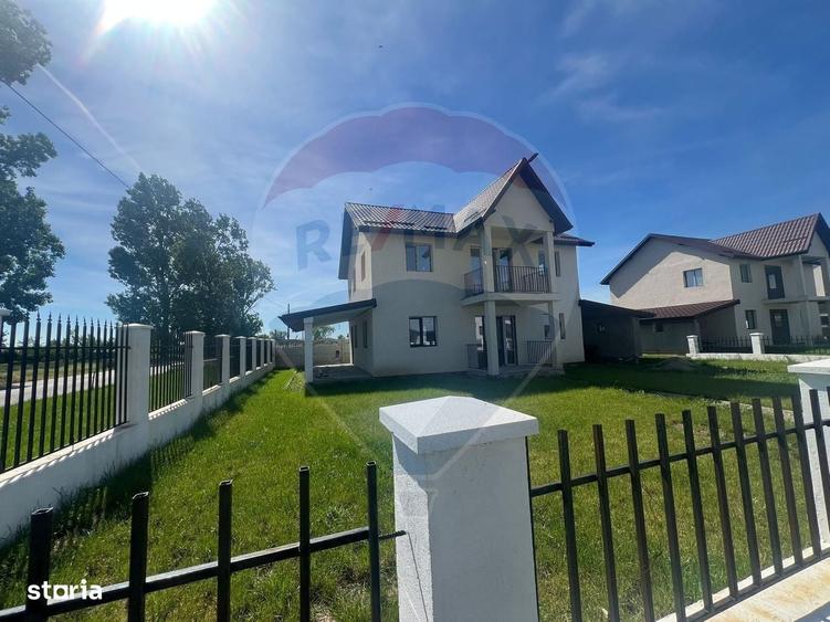 Casă cu 4 camere în Ciupelnița