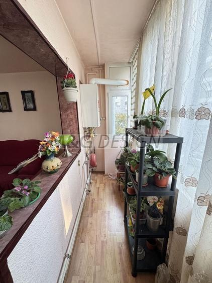 Apartament cu 3 camere decomandat în Lugojului