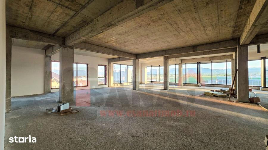 Spațiu comercial, de 1,118 mp, în Central