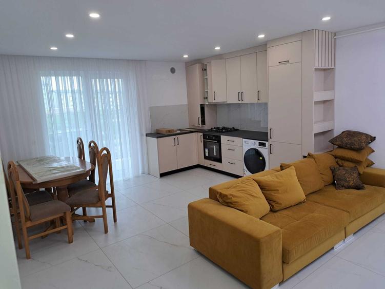 Apartament cu 3 camere în Central